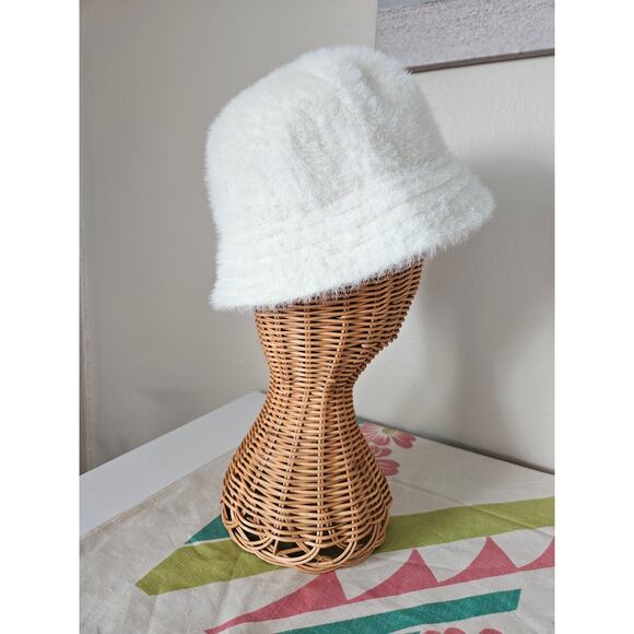 Urban Outfitters Cassie Fuzzy Bucket Hat, One Size - Picture 3 of 9